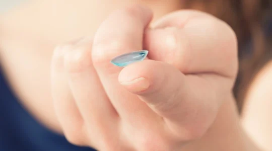 porter-ses-lentilles-biotrue-en-voyage-conseils-sante-pour-globetrotteurs